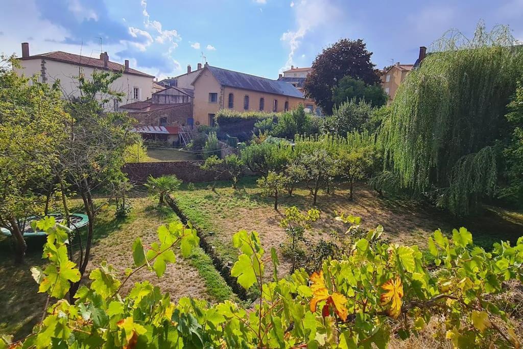 Les Hauts De St Jacques Maison D'Exception 300M2, Jardin Arbore 2000M2 ปูโซจส์ ภายนอก รูปภาพ