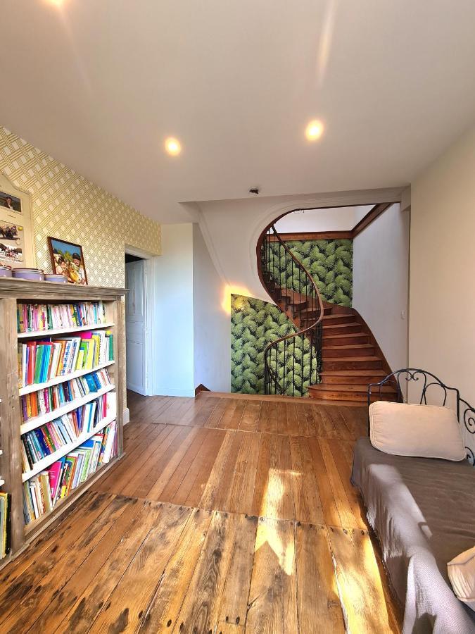 Les Hauts De St Jacques Maison D'Exception 300M2, Jardin Arbore 2000M2 ปูโซจส์ ภายนอก รูปภาพ