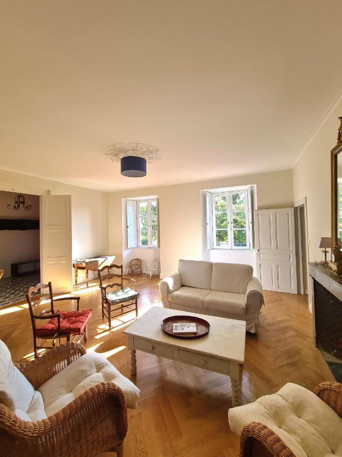 Les Hauts De St Jacques Maison D'Exception 300M2, Jardin Arbore 2000M2 ปูโซจส์ ภายนอก รูปภาพ